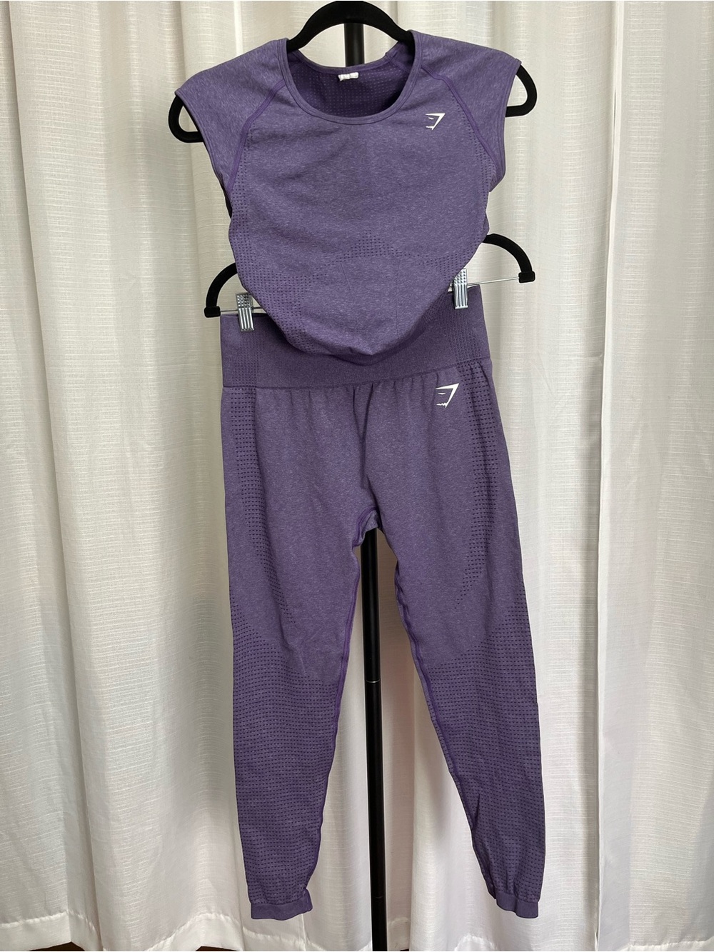 Gymshark Vital Seamless short-sleeve crop top and leggings set | size small
